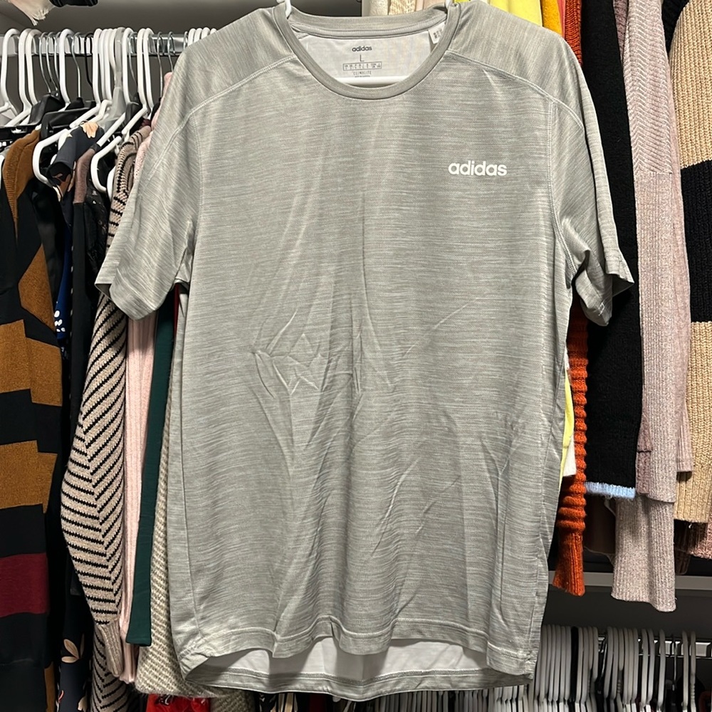 Men’s Large Adidas tshirt